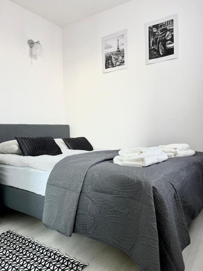 Warsaw Inside Solec With Private Parking Apartment ภายนอก รูปภาพ